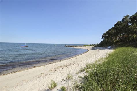 Nantucket To Vote On Topless Beaches For All Public Private Beaches