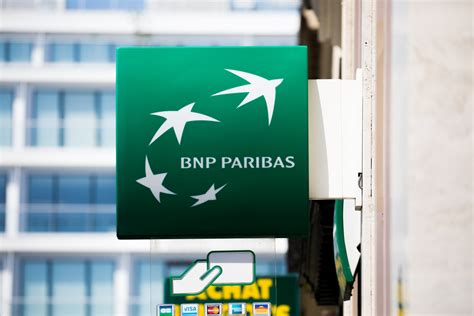 bnp paribas probed  middleman fee  deutsche bank deal bloomberg