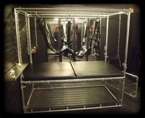 4 post bondage bed and cage dungeon kit