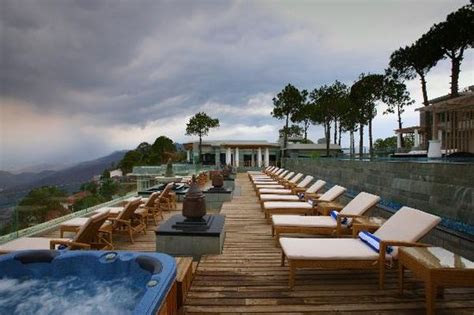 top  spa resorts  himachal pradesh   travel
