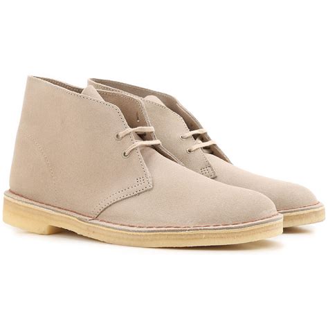 mens shoes clarks style code   sand