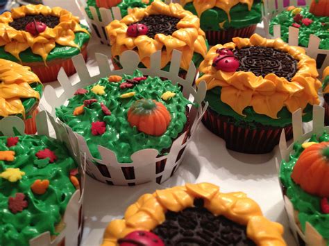 fall cupcakes fall cakes opening a bakery fall recipes