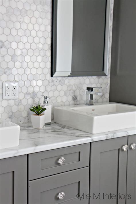 gorgeous bathrooms  marble tile