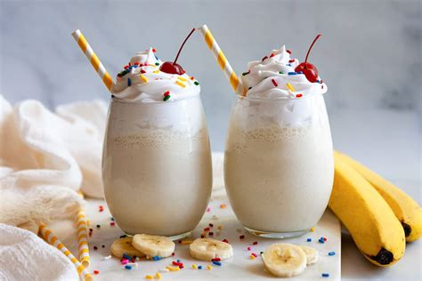banana milkshake recipe foodtasia