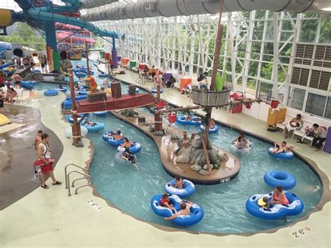 big splash adventure indoor waterpark and resort french