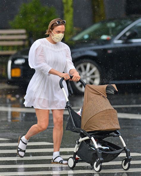 chloë sevigny delivers modern mom style—even when it s raining vogue