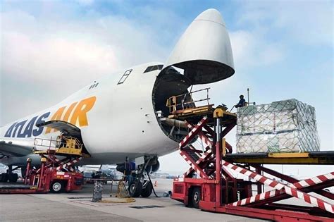 massive cargo aircraft shortfall  coming   simple flying