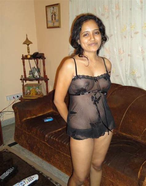 get indian girl dancing in nighty porn for free