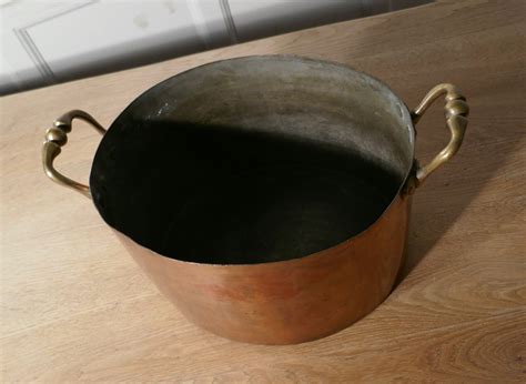 large  century double handled copper pot  sellingantiquescouk