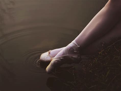 wallpaper sunset ballet lake feet pond ballerina legs touch