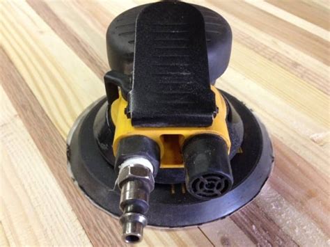 DeWalt Palm Sander DWMT70781L Review | Pro Tool Reviews