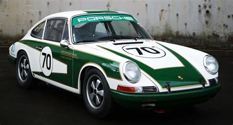 porsche restores classic 911 race car to celebrate company
