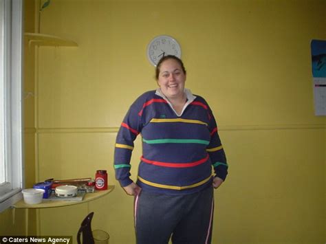 woman sheds an incredible 50kg after realising clothes no longer fit daily mail online