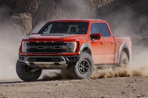ford   raptor  unveiled raptor   coming  year
