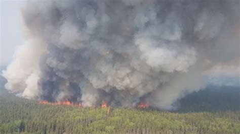 military sending personnel planes    alberta wildfires cbc news