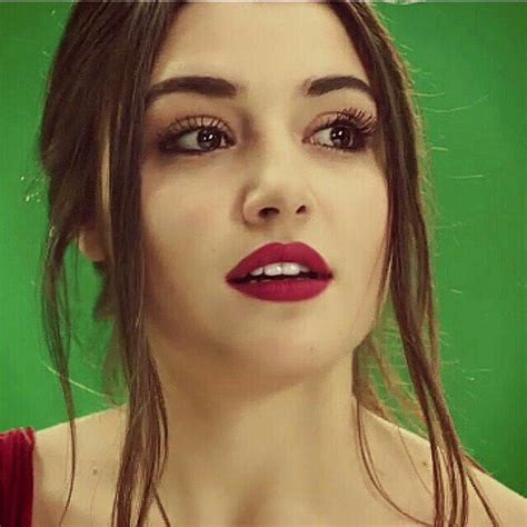 hande ercel actress handeercel attractive turkish beauty