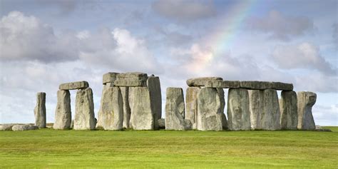 stonehenge built  odd theories  mysterious monument