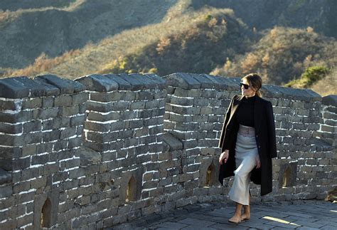 melania trump tours great wall of china in nude flats