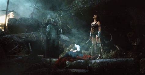 Iconic Batman V Superman Scene Reimagined With Dcau Art