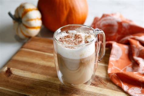 How To Make A Healthy Pumpkin Spice Latte With Way Less Sugar And
