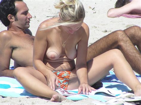 topless women naked at the beach post your tits pictures