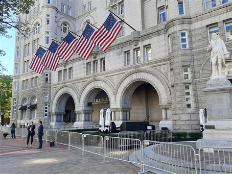 trump hotel  dc   quadrupled prices  room bookings  bidens inauguration