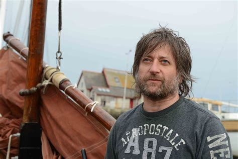 king creosote brings scottish lilt  gorgeous cover  chers  cover