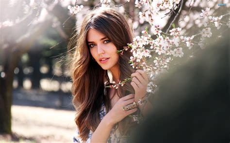 Beautiful Spanish Model Clara Alonso Hd Wallpaper
