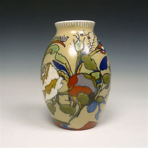 zuid holland gouda  pottery vase   colenbrander  vazen aardewerk keramiek