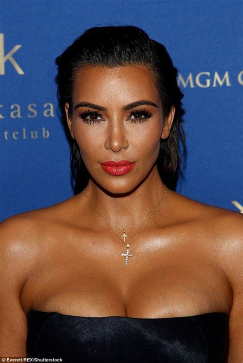 Kim Kardashian Shows Off Her Hourglass Figure In Strapless