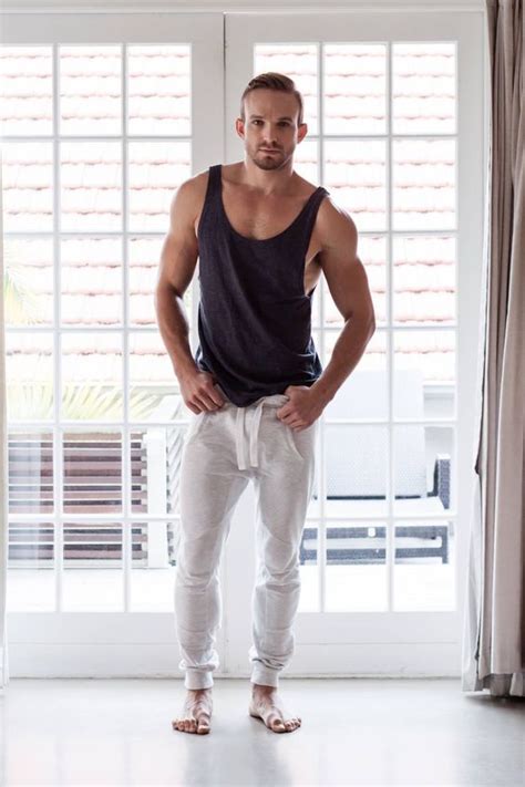 20 Sexy And Comfy Men Workout Outfits Styleoholic