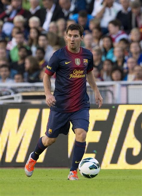 lionel messi profile and new beautiful photos 2012 2013