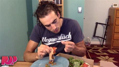 Vegan Man Loses It After Realizing The Pizza He’s Eating