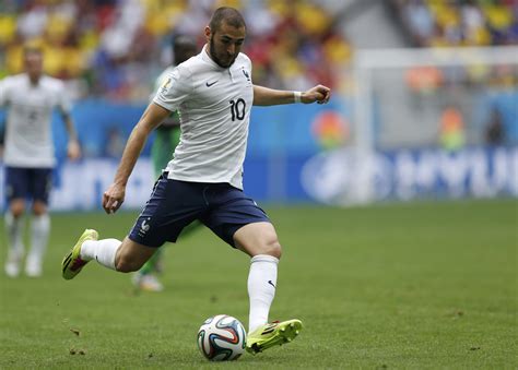 frances karim benzema attempts  shot  goal    world