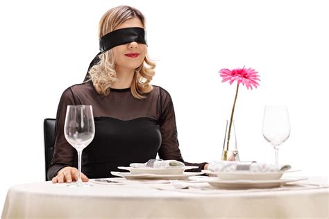 Fairfax City Offers Blindfolded Meals To Support Restaurants