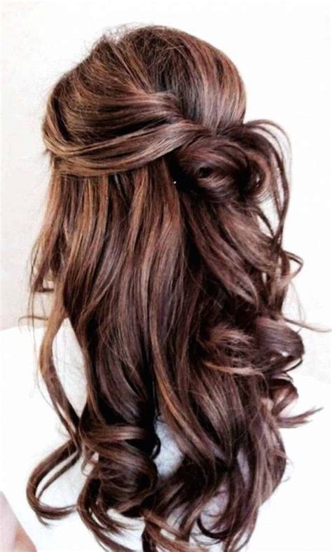 de perfecte haarstijlen die je zowel overdag als  avonds  dragen haarstijlen lang haar