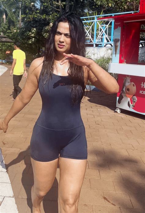 Shweta Tiwari In Swimsuit R Indianactresseshot