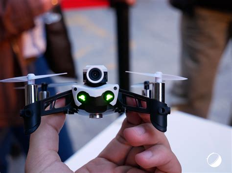 parrot mambo  nouveau drone de    euros