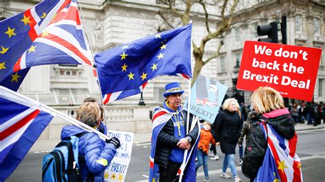 deal brexit finding favor  british conservatives