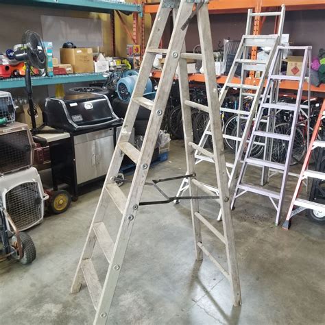 ft wood  frame ladder big valley auction