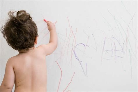 remove kids scribbles   walls wd  india