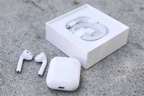 review apple airpods  master switch