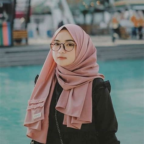 Wallpaper Gadis Hijab Cantik Muslimah Cute Dengan Gambar