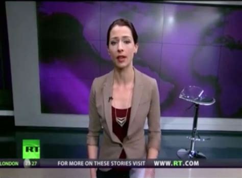 ukraine crisis russia today tv host goes off message with