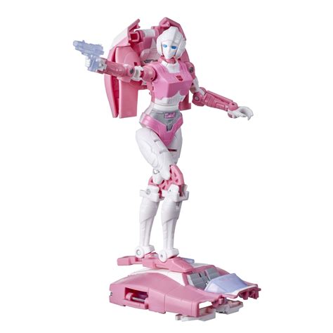 transformers war  cybertron earthrise deluxe arcee