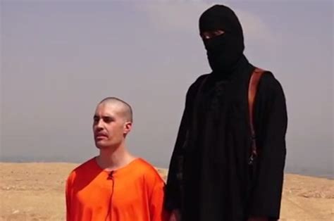 isis appears  behead american photojournalist  youtube video