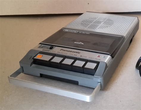 vintage panasonic portable cassette tape recorder slimline rq  wbox ebay