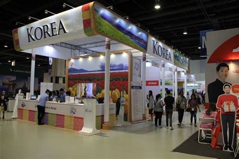 spring blossoms in korea at the travel tour expo 2017