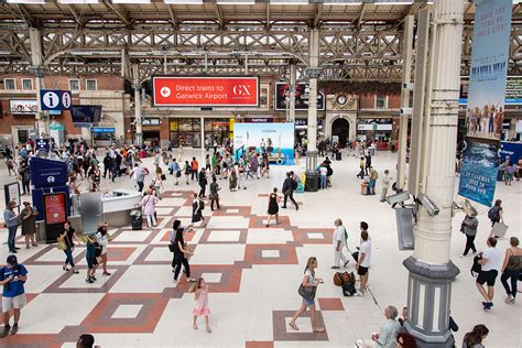 london victoria train station promotional and exhibition space