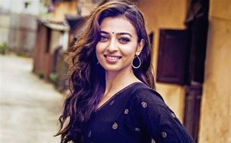 bollywood actress radhika apte to host crime patrol